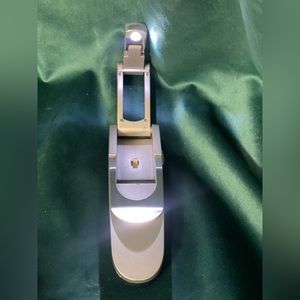 Reading light clip